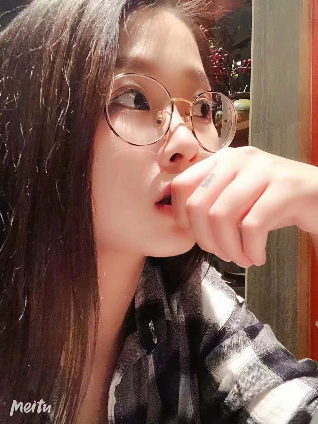 沙尾附近年轻漂亮小姐姐&lsquo;